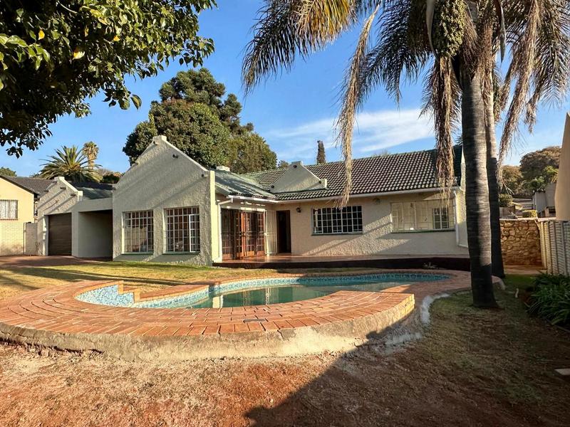 3 Bedroom Property for Sale in Breaunanda Gauteng