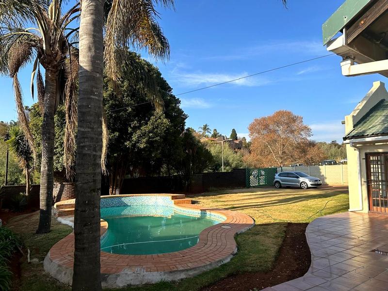 3 Bedroom Property for Sale in Breaunanda Gauteng