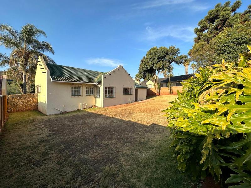 3 Bedroom Property for Sale in Breaunanda Gauteng