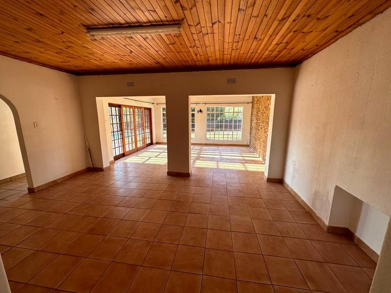 3 Bedroom Property for Sale in Breaunanda Gauteng