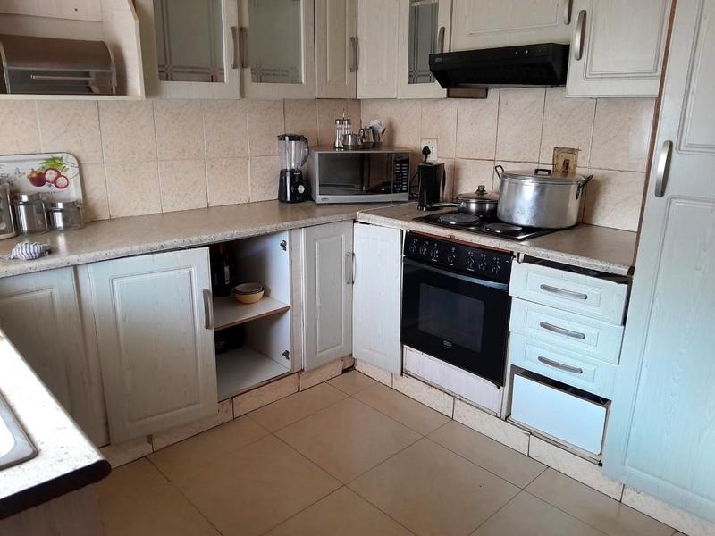 2 Bedroom Property for Sale in Chiawelo Gauteng