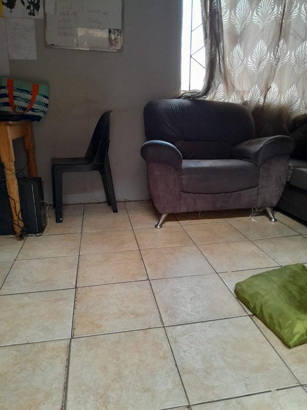 2 Bedroom Property for Sale in Chiawelo Gauteng