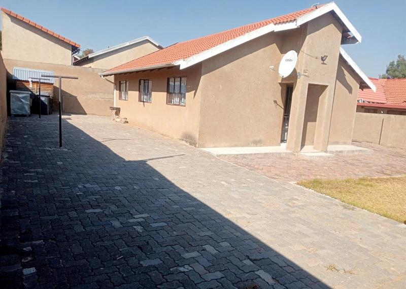 3 Bedroom Property for Sale in Cosmo City Gauteng