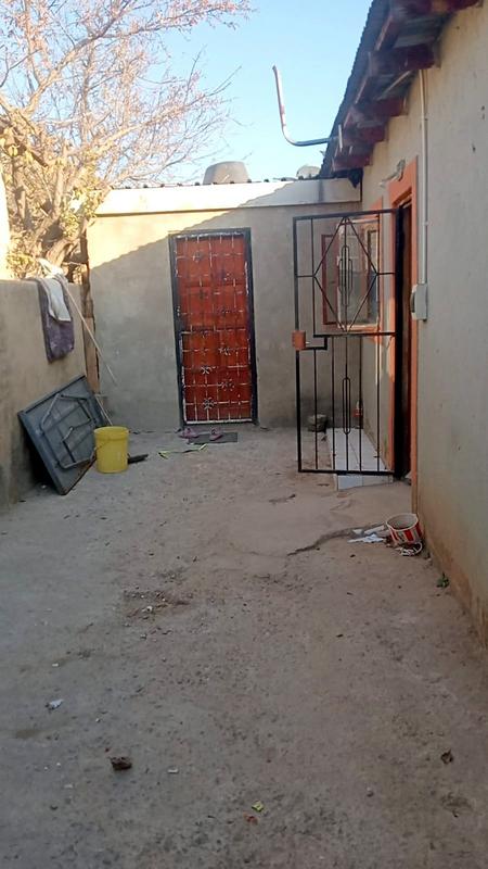 2 Bedroom Property for Sale in Cosmo City Gauteng