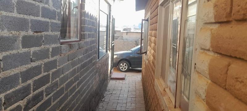 2 Bedroom Property for Sale in Cosmo City Gauteng