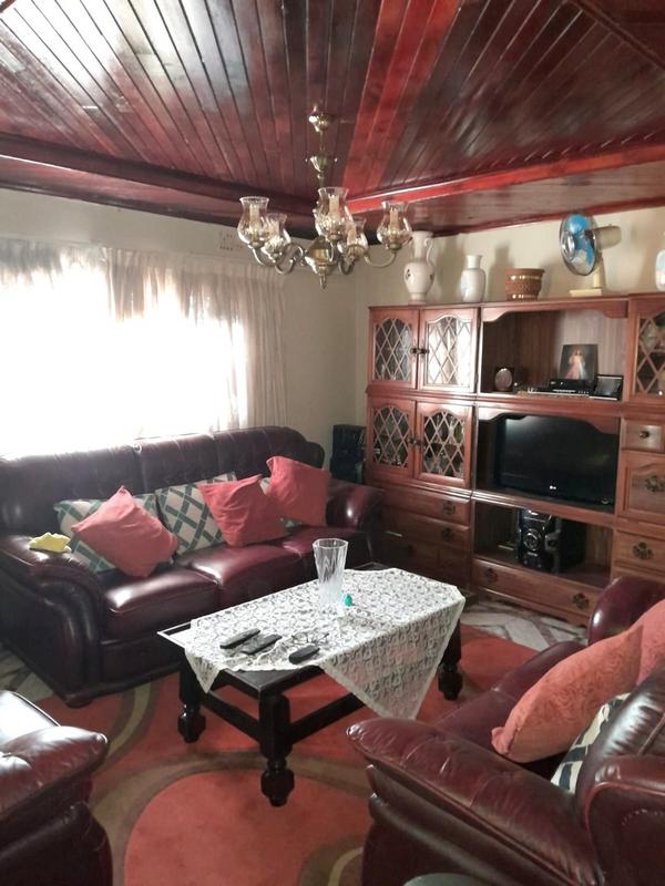 2 Bedroom Property for Sale in Diepkloof Gauteng