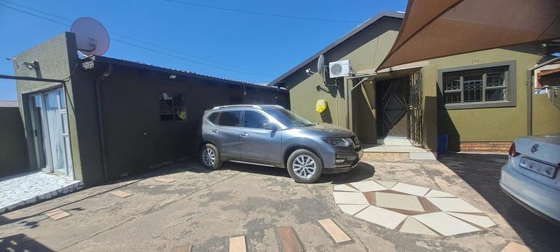 3 Bedroom Property for Sale in Dobsonville Gauteng