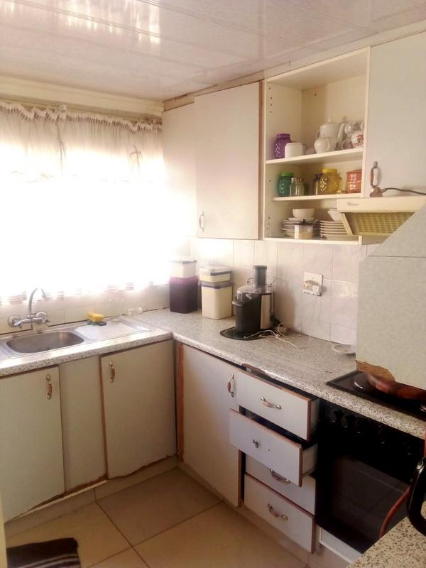 3 Bedroom Property for Sale in Dobsonville Gardens Gauteng