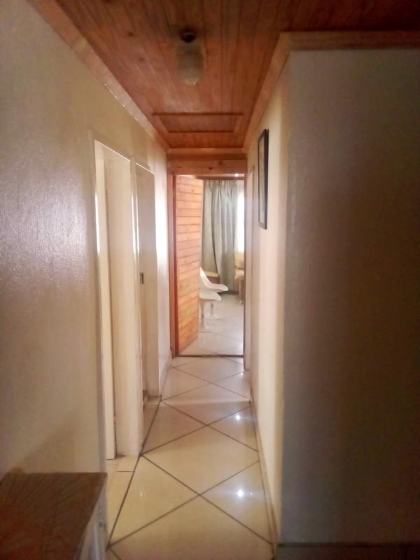 3 Bedroom Property for Sale in Dobsonville Gardens Gauteng