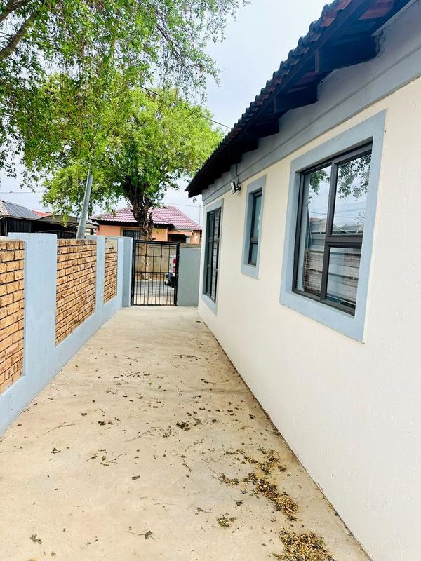 3 Bedroom Property for Sale in Doornkop Gauteng