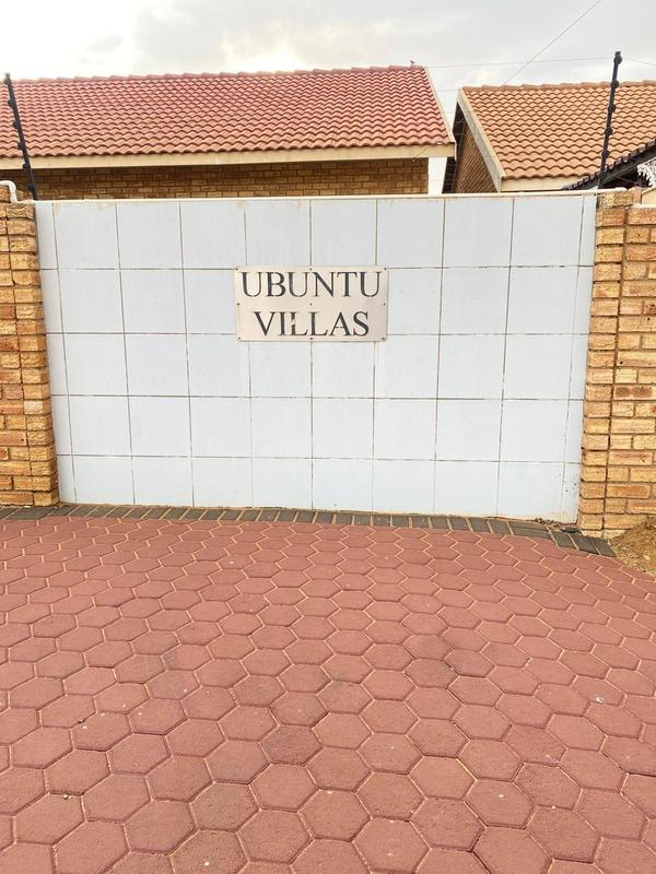 2 Bedroom Property for Sale in Eike Park Gauteng