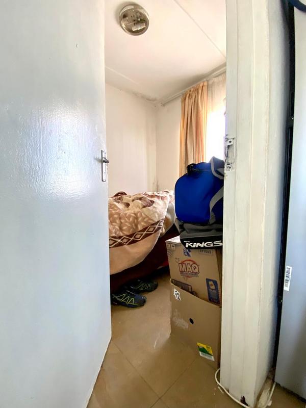 2 Bedroom Property for Sale in Fleurhof Gauteng