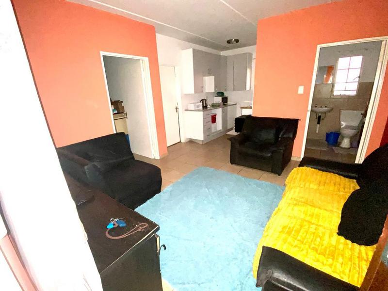 2 Bedroom Property for Sale in Fleurhof Gauteng