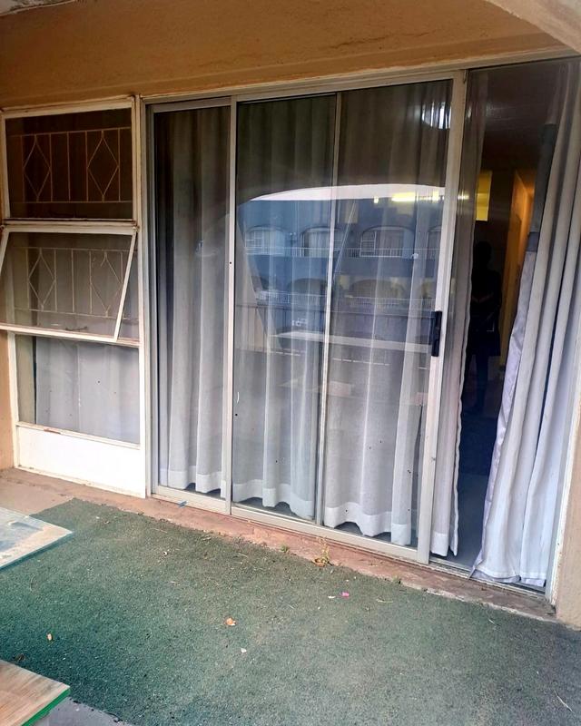 2 Bedroom Property for Sale in Florida Gauteng