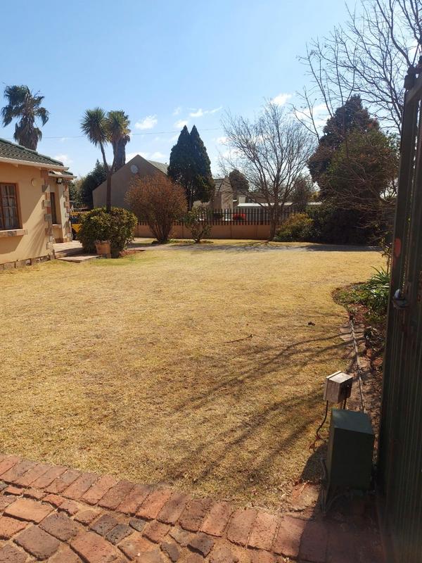 2 Bedroom Property for Sale in Horison Gauteng