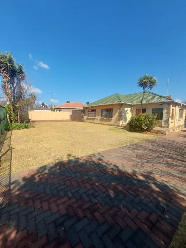 2 Bedroom Property for Sale in Horison Gauteng