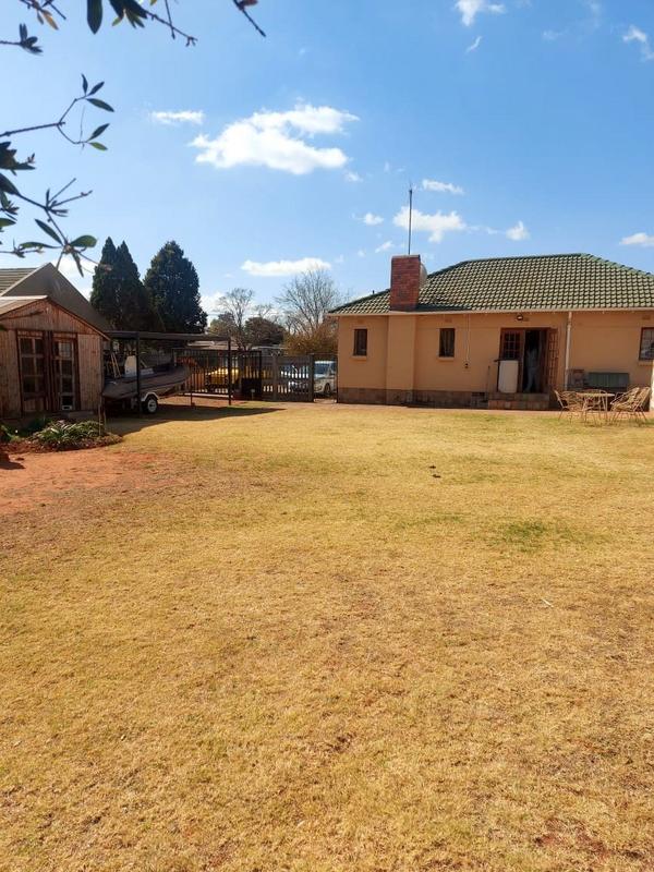 2 Bedroom Property for Sale in Horison Gauteng