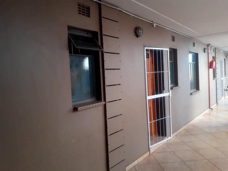 2 Bedroom Property for Sale in Jabulani Gauteng