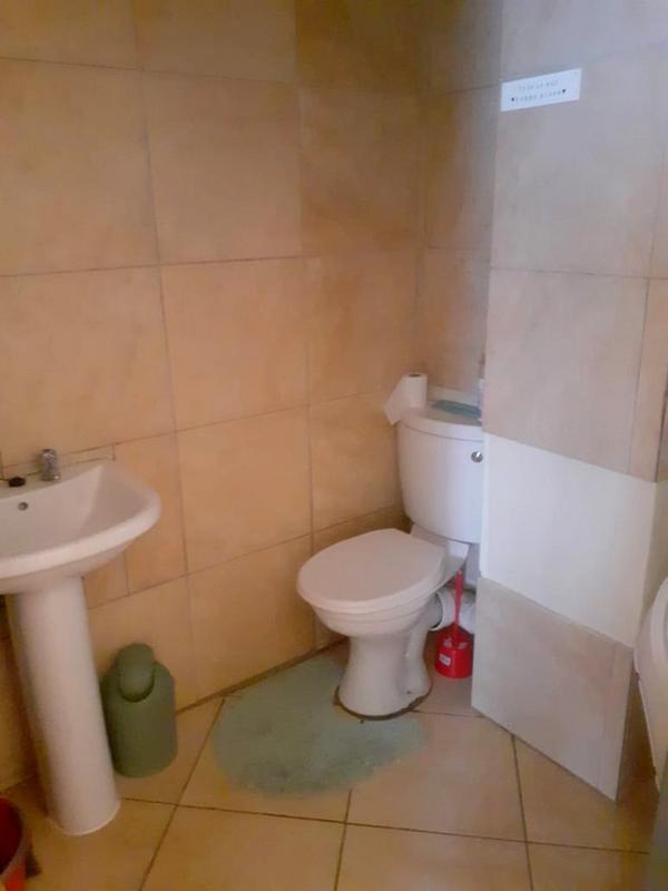 2 Bedroom Property for Sale in Jabulani Gauteng