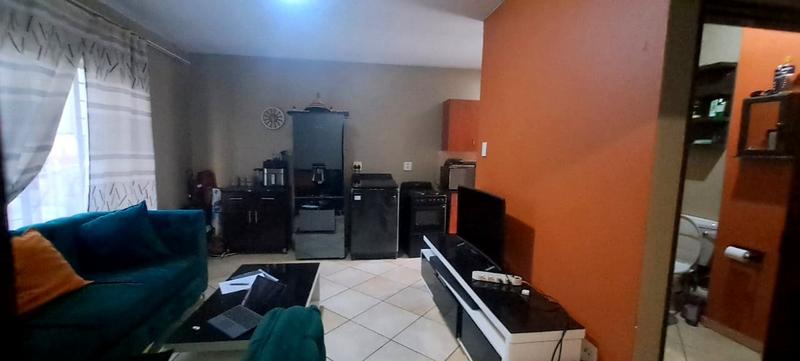 2 Bedroom Property for Sale in Jabulani Gauteng