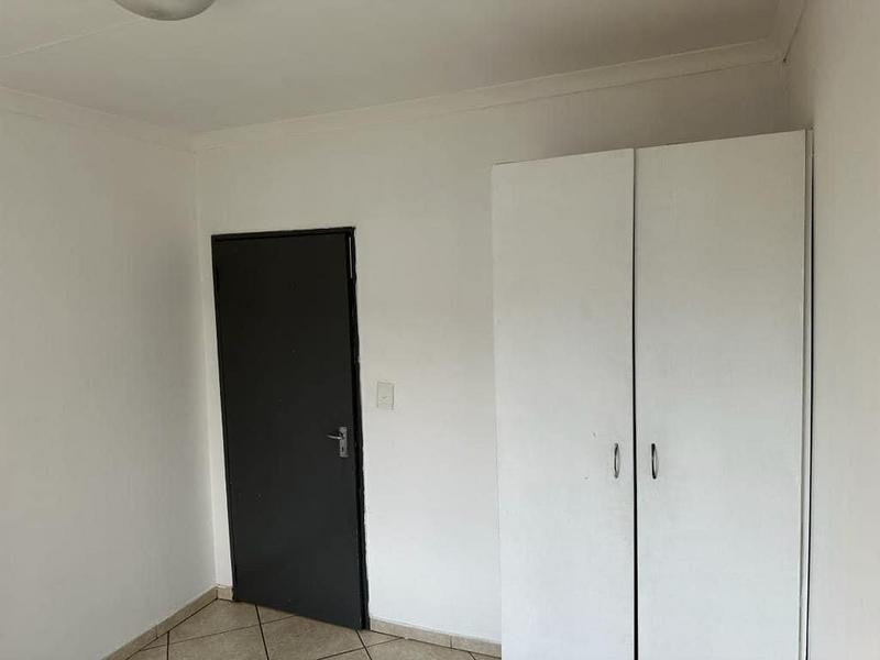 2 Bedroom Property for Sale in Jabulani Gauteng