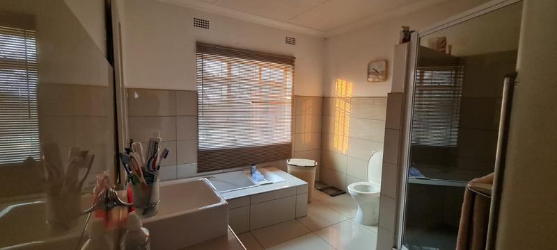 3 Bedroom Property for Sale in Kenmare Gauteng