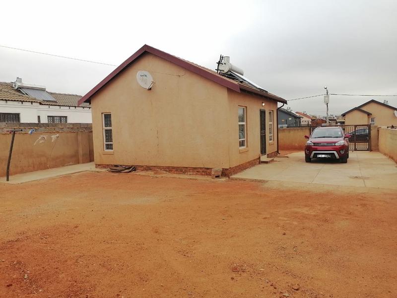 2 Bedroom Property for Sale in Lehae Gauteng