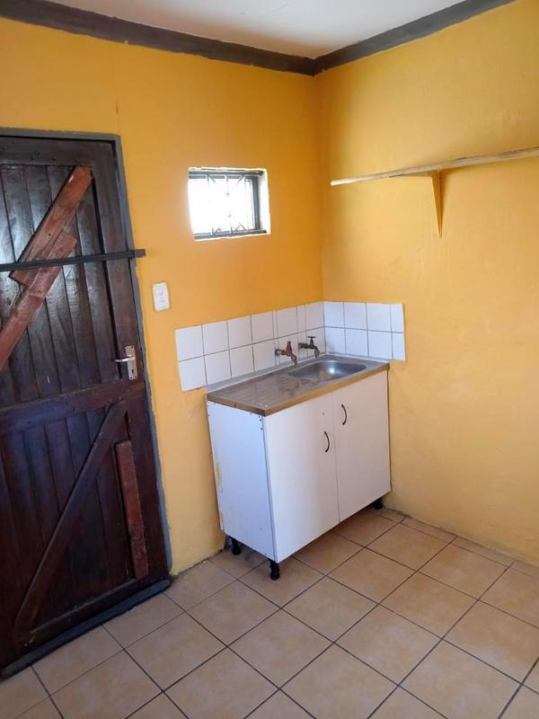 2 Bedroom Property for Sale in Lenasia South Gauteng