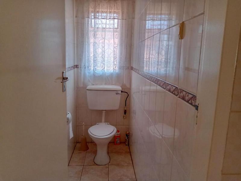 3 Bedroom Property for Sale in Lenasia South Gauteng