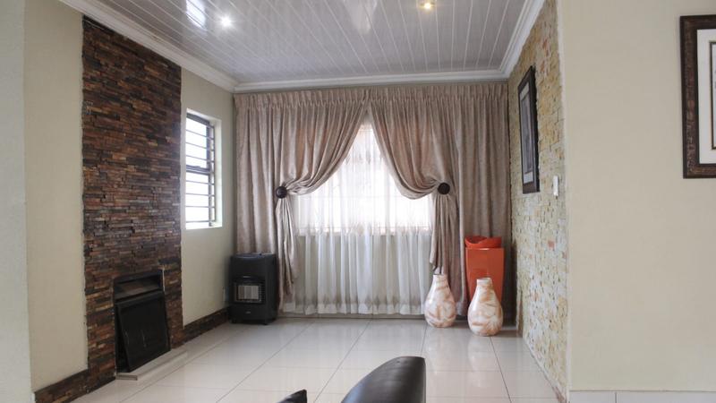 4 Bedroom Property for Sale in Lenasia South Gauteng