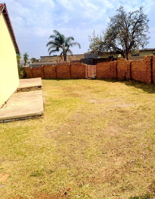 3 Bedroom Property for Sale in Lenasia South Gauteng