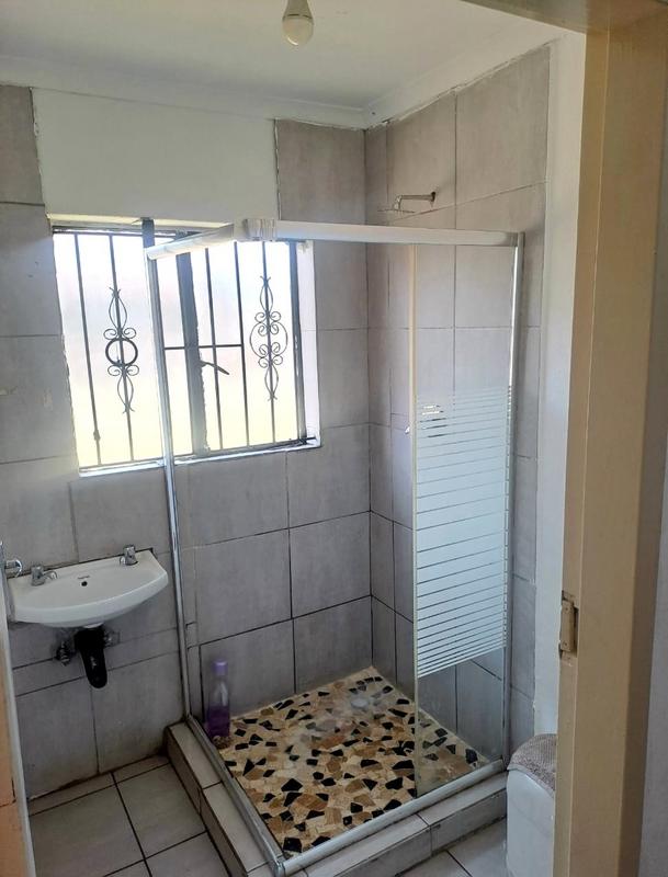 3 Bedroom Property for Sale in Lenasia South Gauteng