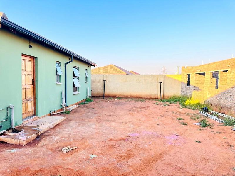 3 Bedroom Property for Sale in Lufhereng Gauteng