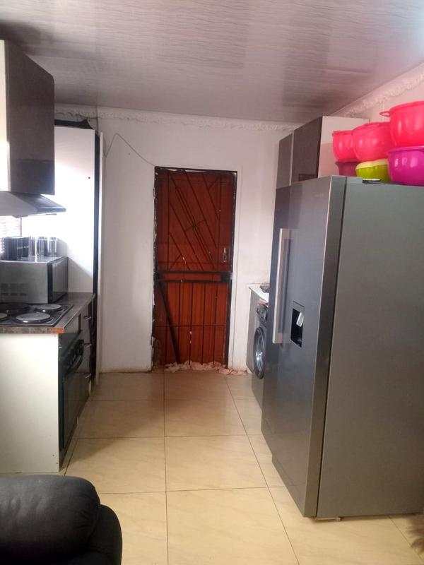 2 Bedroom Property for Sale in Lufhereng Gauteng