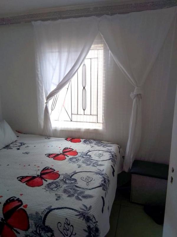 2 Bedroom Property for Sale in Lufhereng Gauteng