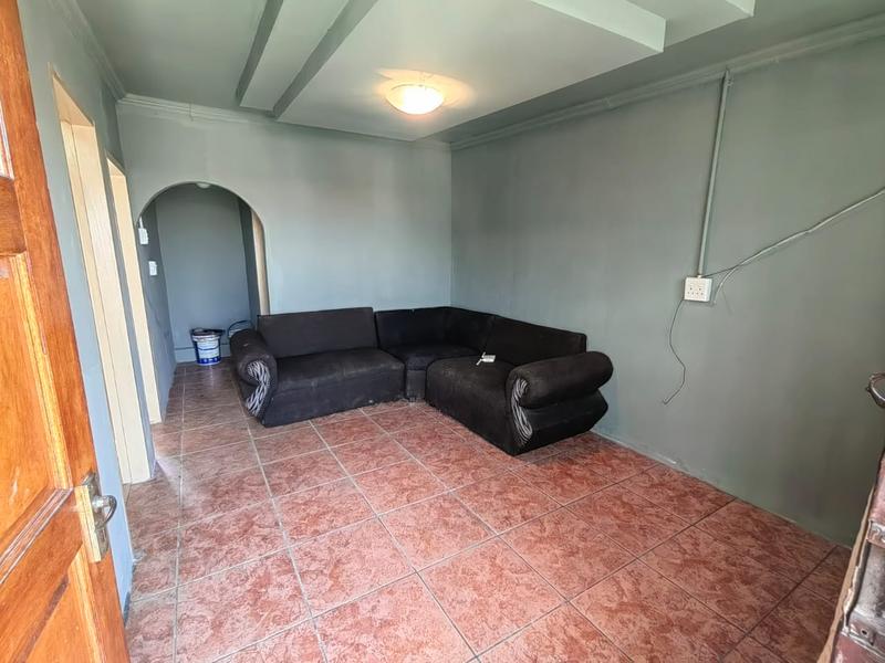 1 Bedroom Property for Sale in Meadowlands East Gauteng