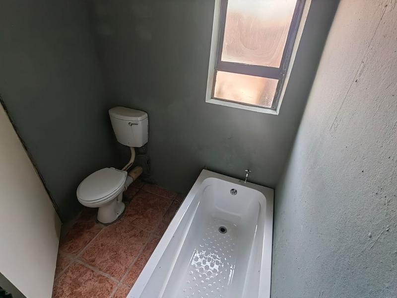 1 Bedroom Property for Sale in Meadowlands East Gauteng