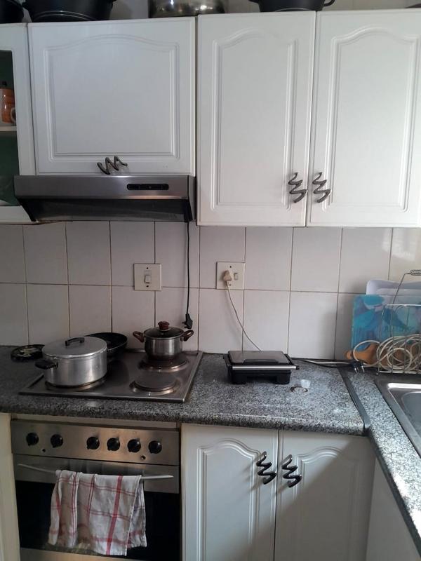 1 Bedroom Property for Sale in Meadowlands West Gauteng