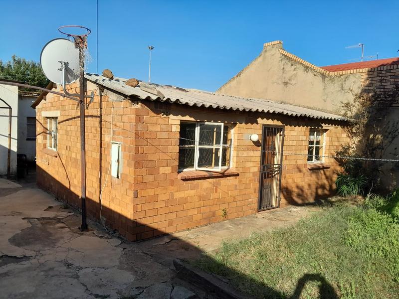 2 Bedroom Property for Sale in Mofolo Gauteng