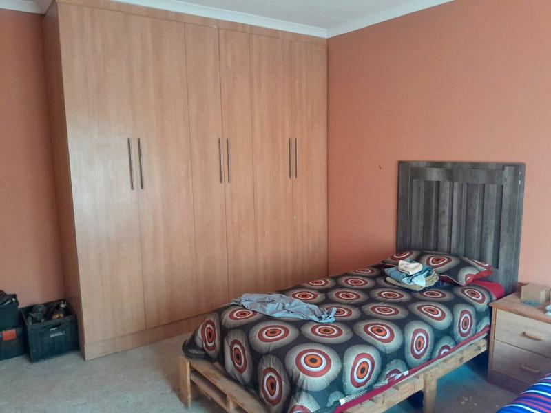 3 Bedroom Property for Sale in Mohlakeng Gauteng