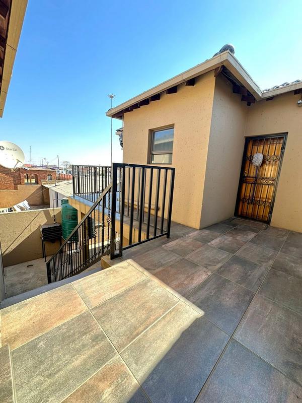 0 Bedroom Property for Sale in Molapo Gauteng