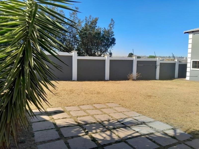 2 Bedroom Property for Sale in Munsieville Gauteng