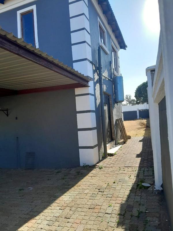 2 Bedroom Property for Sale in Munsieville Gauteng