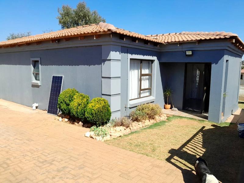 4 Bedroom Property for Sale in Munsieville Gauteng