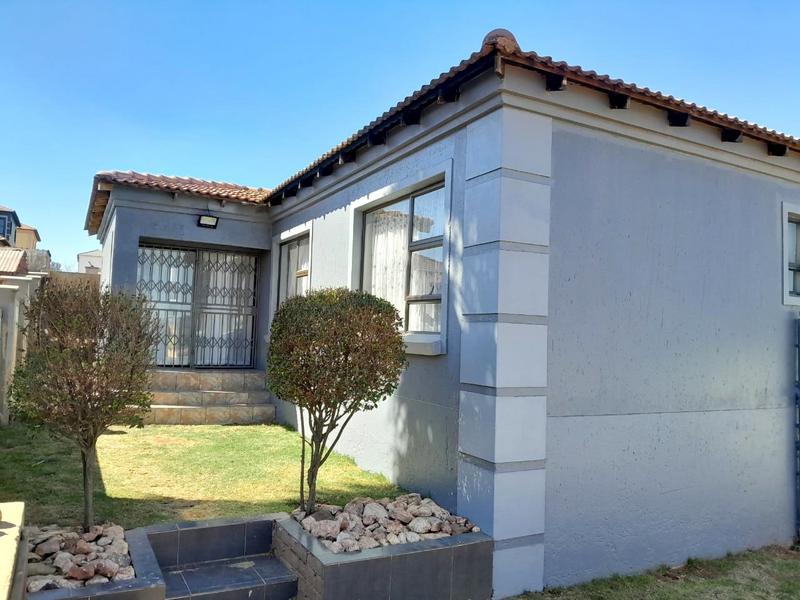 4 Bedroom Property for Sale in Munsieville Gauteng