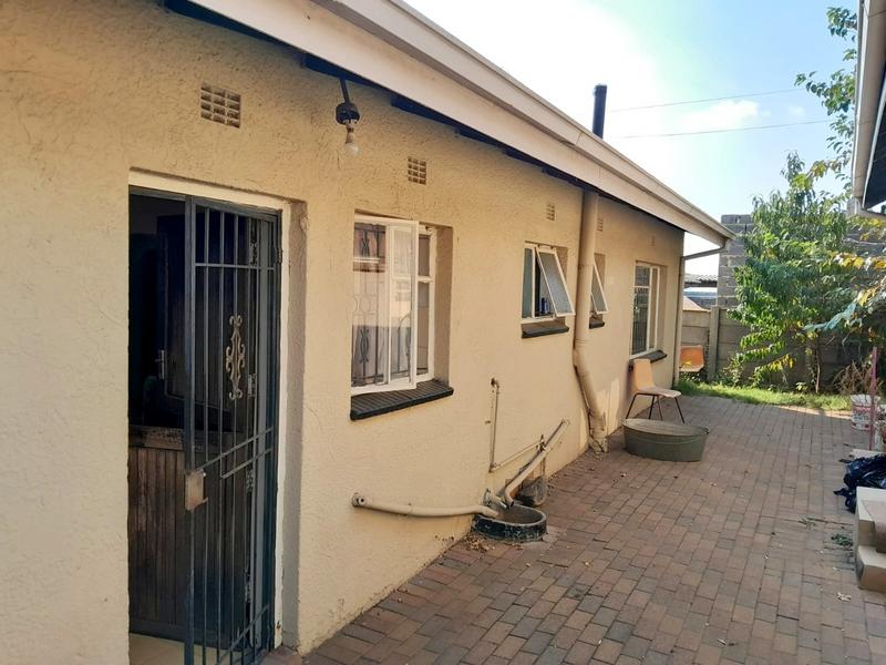 3 Bedroom Property for Sale in Pimville Gauteng