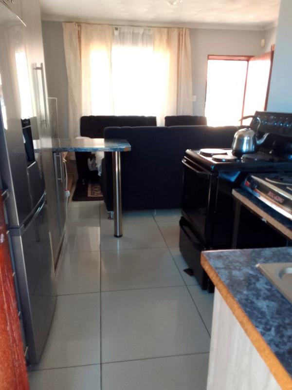 2 Bedroom Property for Sale in Protea Glen Gauteng