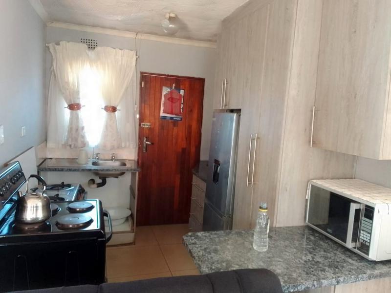 2 Bedroom Property for Sale in Protea Glen Gauteng