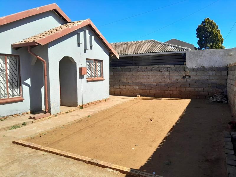 3 Bedroom Property for Sale in Protea Glen Gauteng