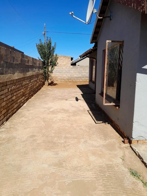 3 Bedroom Property for Sale in Protea Glen Gauteng